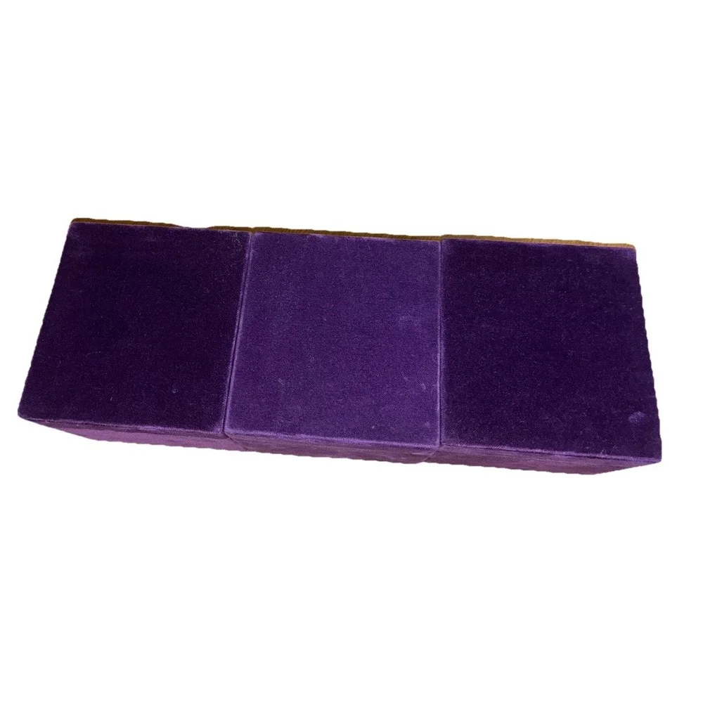 Gucci Box Purple Velvet Bracelet Watch‎ Accessories 5x5x4.5